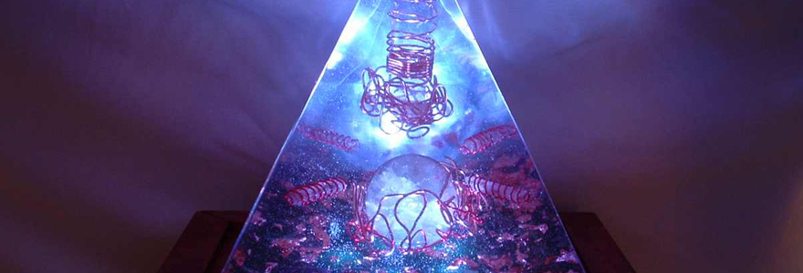 pyramide générateur d'orgone